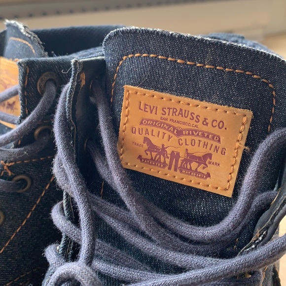 Levi’s Denim Solvano Boots - Picture 2 of 7